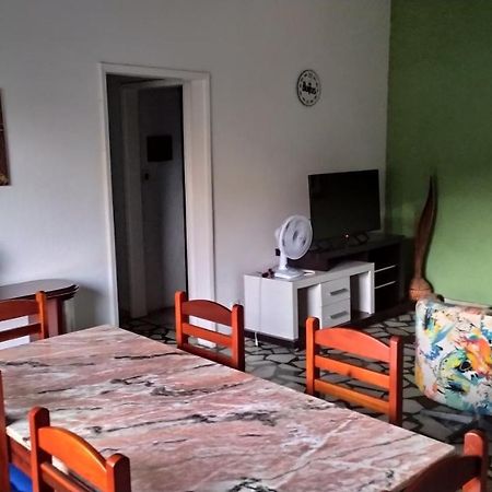 Casa No Centro De Arraial Do Caboヴィラ エクステリア 写真